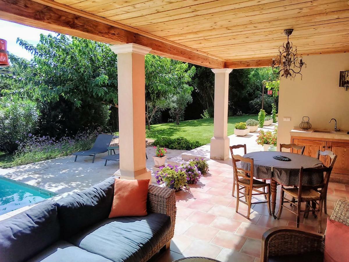 Location Vacances Gillardin Maussane les Alpilles Buitenkant foto